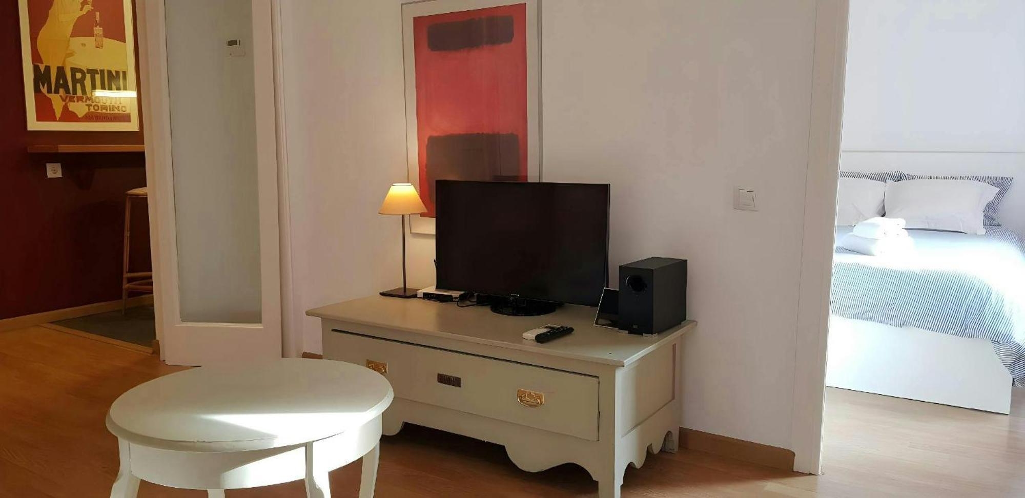 Filmoteca Sarria 1- Wifi Quiet Bright Comfi Appartamento *